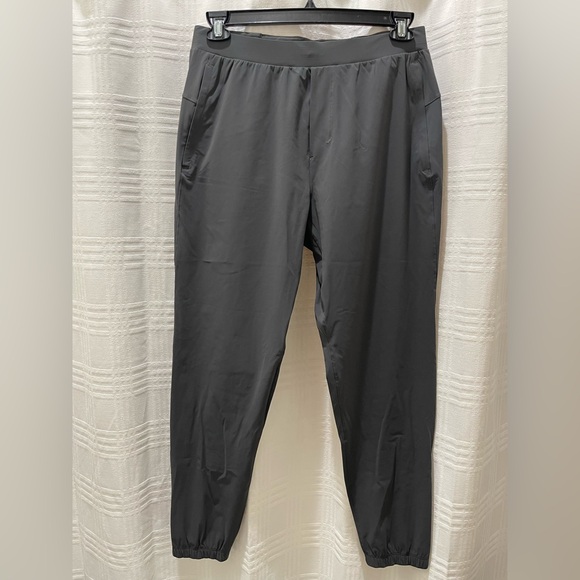 lululemon athletica Other - Lululemon Surge Jogger Graphite Gray LM5956S